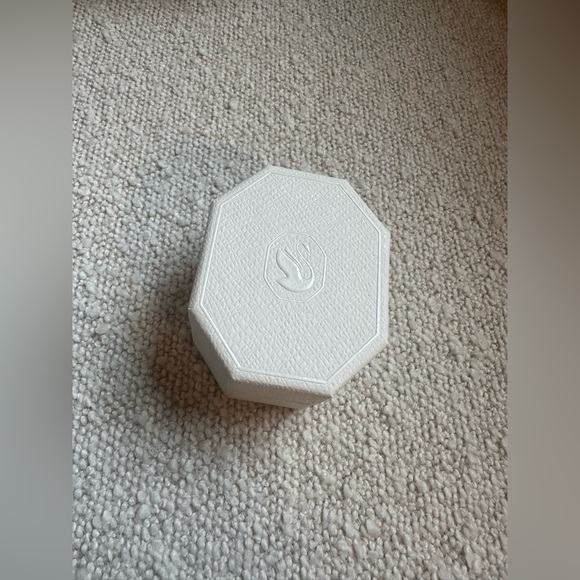 Swarovski Crystal toi et moi ring green emerald cut stones new in box never worn - Picture 9 of 10